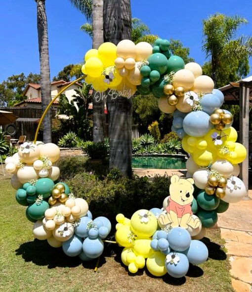Buzzing with Joy: A Winnie the Pooh Baby Shower Decor - Image 3