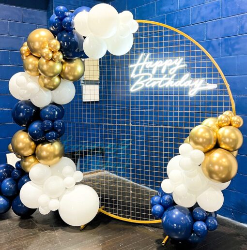 Golden Galaxy Mesh Birthday Decor - Image 3
