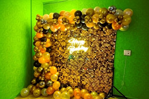 Golden Spectacle Birthday Celebration Decor - Image 2