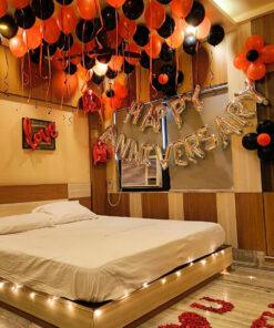 Alternative view of Rose-gold And Black Anniversary Theme