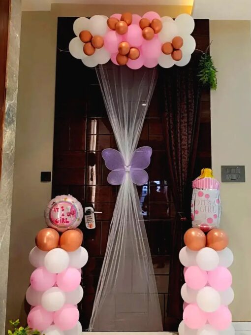"Welcome Baby Girl" Decor