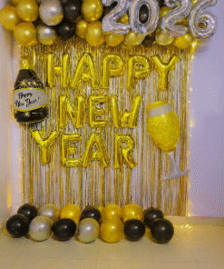 Golden and Silver Elegance: The Ultimate New Year 2026 Party Decor
