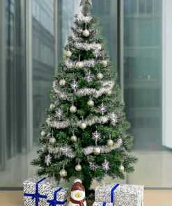 White Winter Christmas Decor: The Perfect Holiday Makeover