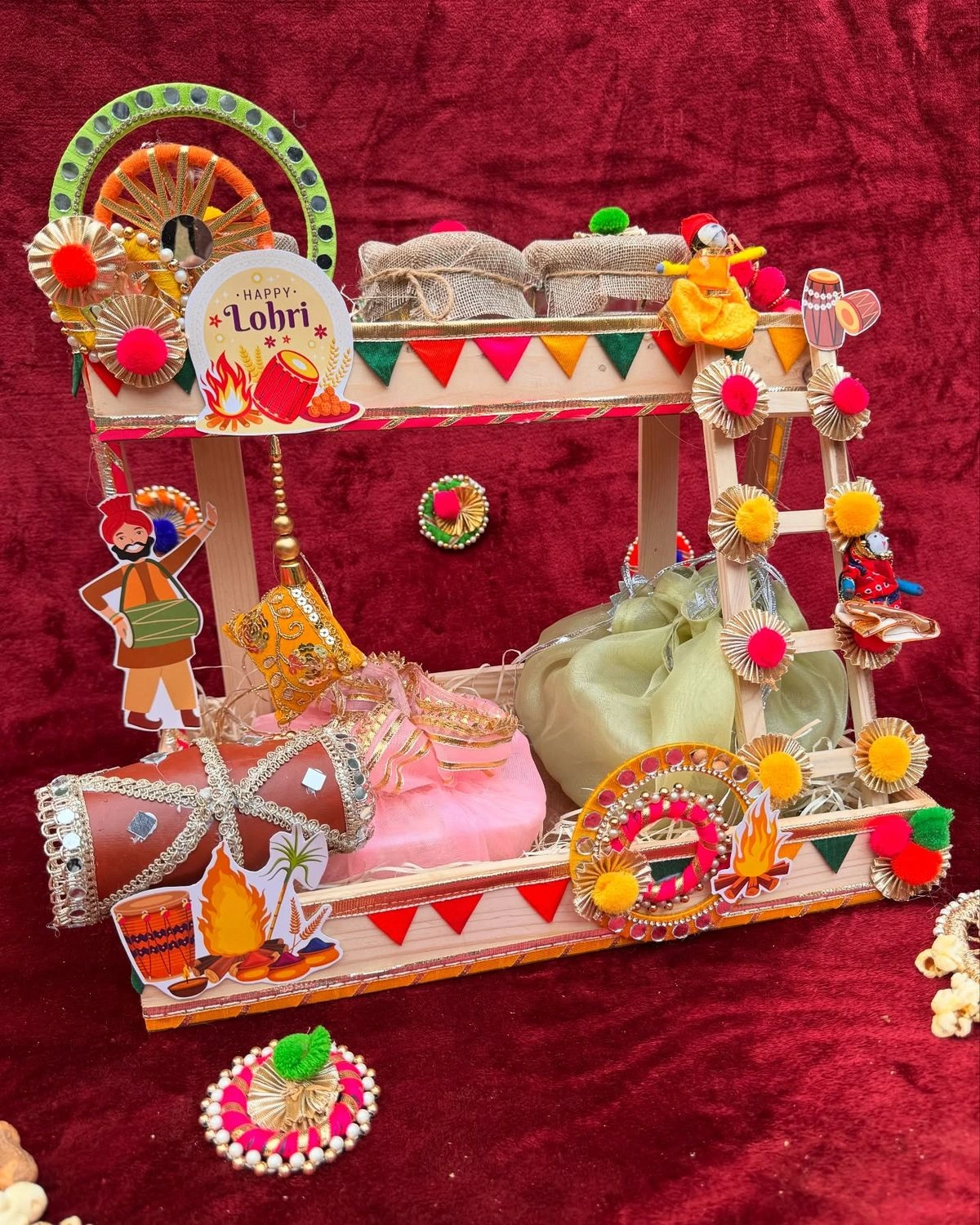 A Stylish Feather Keepsake for Your Lohri Gifting - Image 3