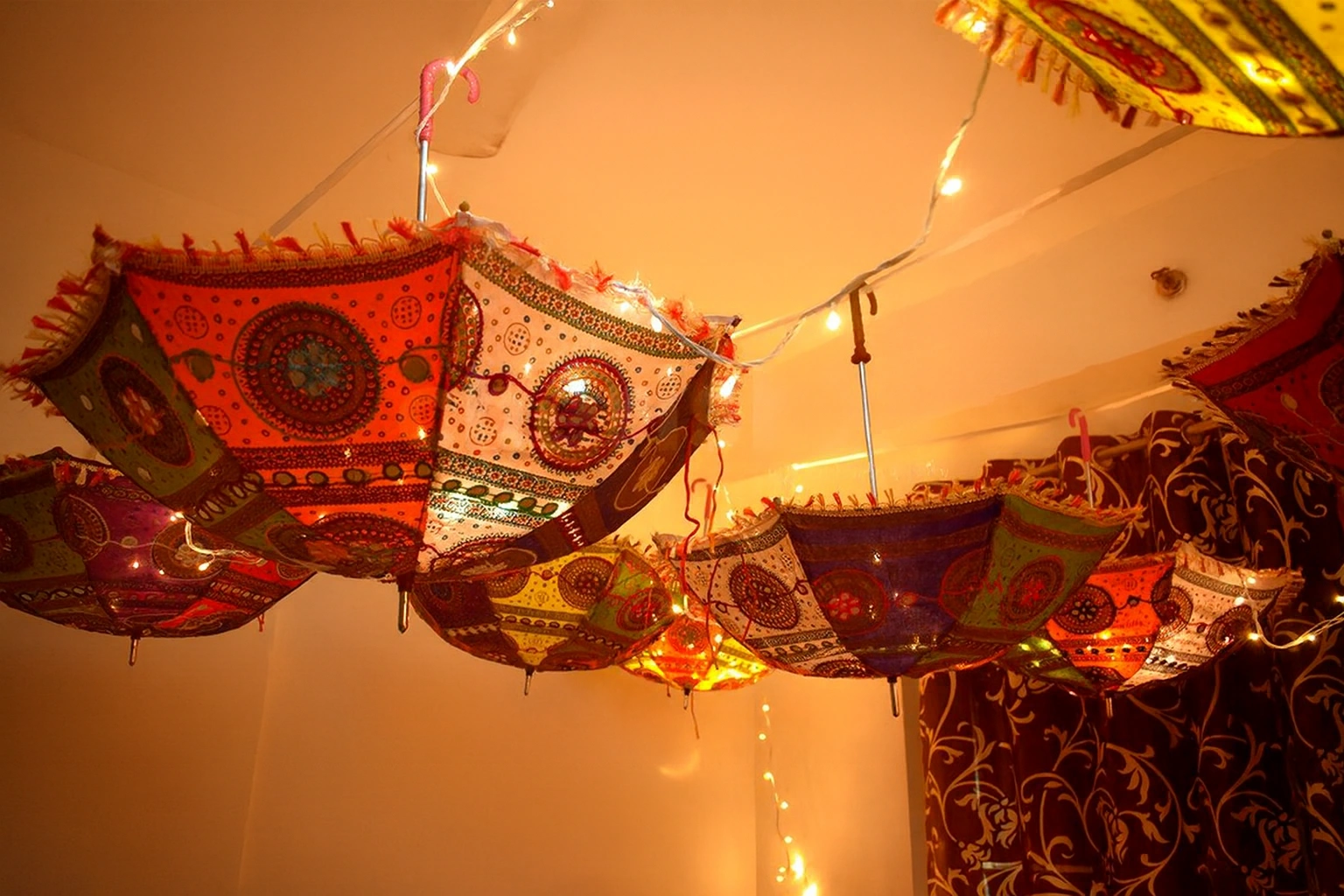Rajasthani-inspired decoration for a Holi celebration