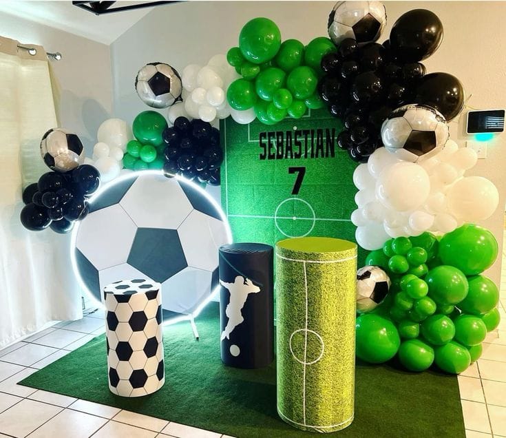 Football Fever Ring Birthday Decoration - Image 4