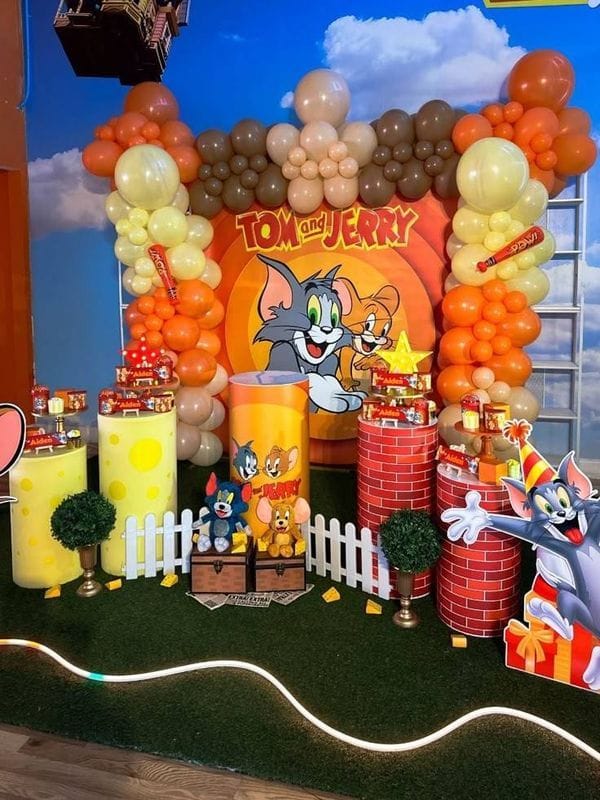 Tom & Jerry Mischief Birthday Decoration - Image 3