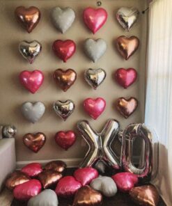 XO Hugs & Kisses Romantic Balloon Backdrop - Image 4
